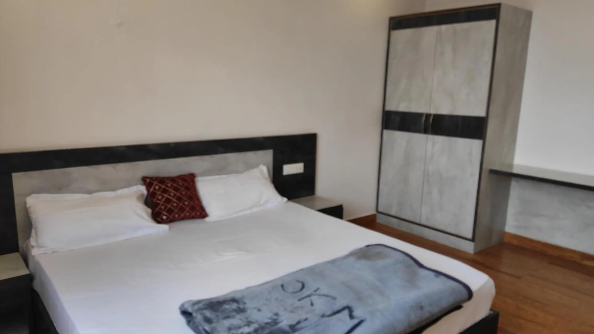 Fantastic Three Bedroom Apartment Shimla India