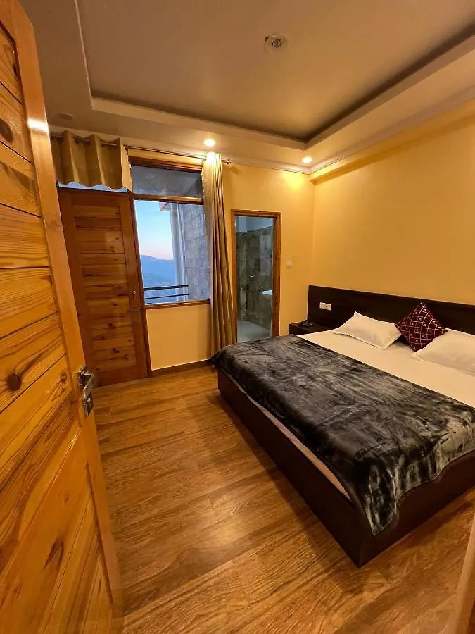Fantastic Three Bedroom Apartment Shimla